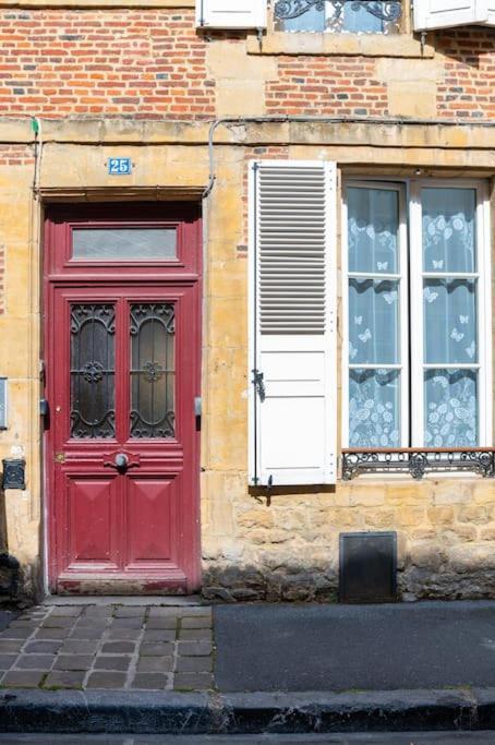 Appartement Meuse & Mono, En Hyper Centre Charleville-Mezieres Exterior foto
